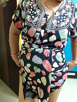 jiyahot1432 online show from July 1, 1:06 am