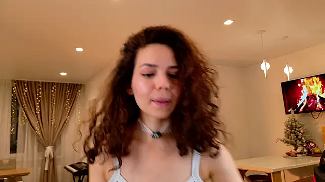 AngellaRoss online show from December 4, 7:02 pm