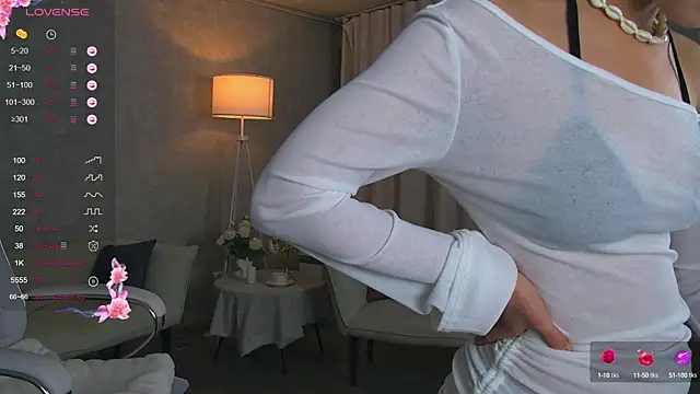 AngellaRoss online show from September 29, 6:46 pm