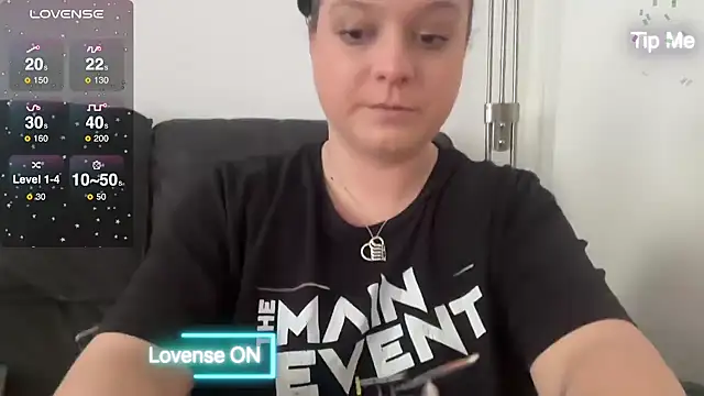 NaughtyWifeUK online show from February 7, 9:58 am