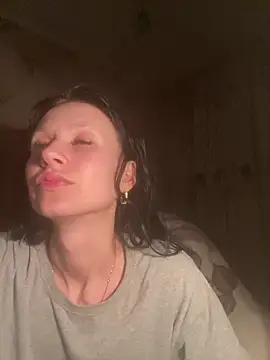 Starry Siren online show from March 27, 8:10 pm