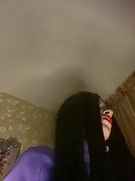 Starry Siren online show from December 17, 6:35 pm