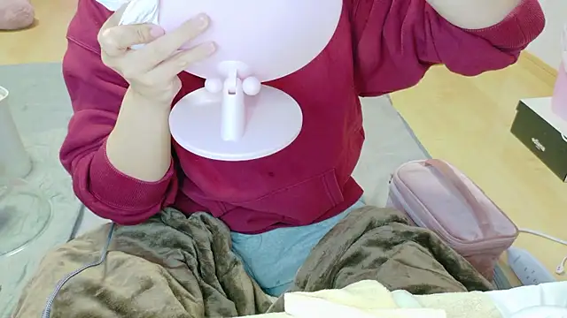 Snapshot of _usya_2525 chatting on December 2, 4:09 pm usya 2525 online show from December 2, 4:09 pm