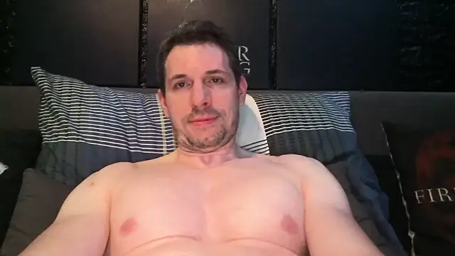 dreamwallker21 online show from May 9, 4:49 am