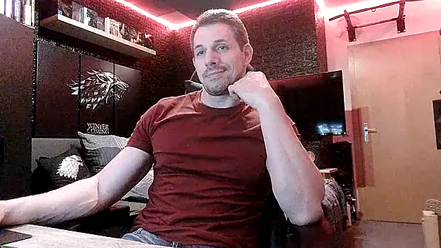 dreamwallker21 online show from April 23, 8:10 pm