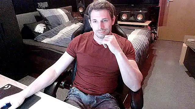 dreamwallker21 online show from May 20, 7:11 pm