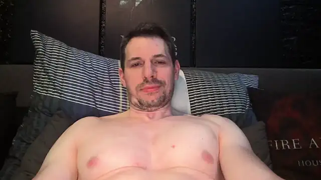 dreamwallker21 online show from April 25, 7:11 am