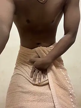 Snapshot of Shona5768 chatting on December 19, 4:38 am Shona5768 online show from December 19, 4:38 am