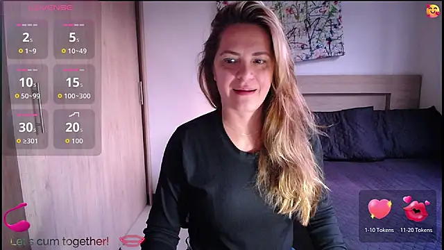 ParisW online show from October 8, 10:32 pm