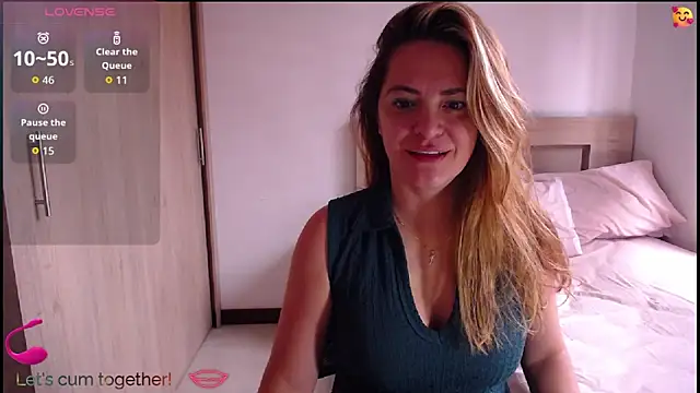 ParisW online show from March 24, 4:29 pm