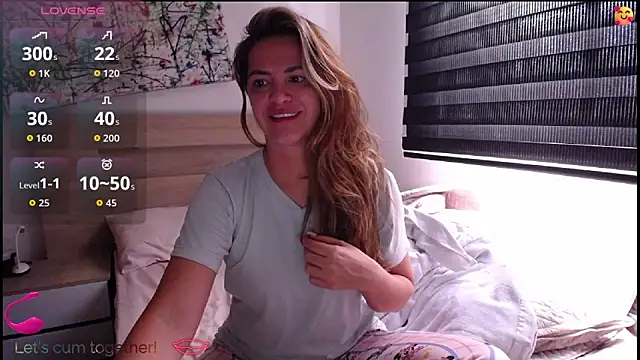 ParisW online show from December 19, 12:51 pm