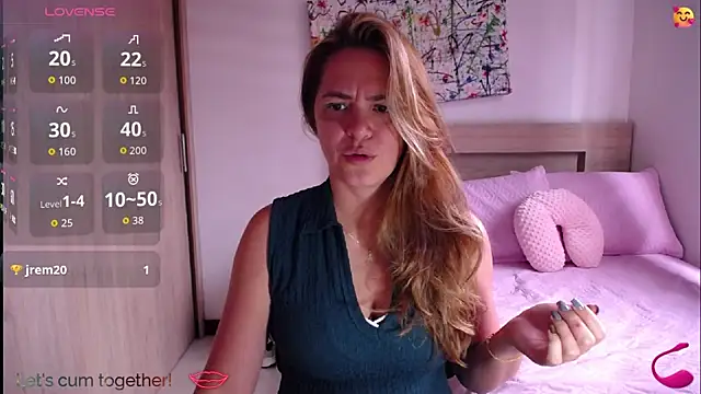 ParisW online show from September 8, 4:28 pm