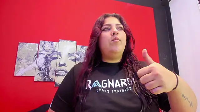 Kendra Hot1 online show from February 21, 10:39 am