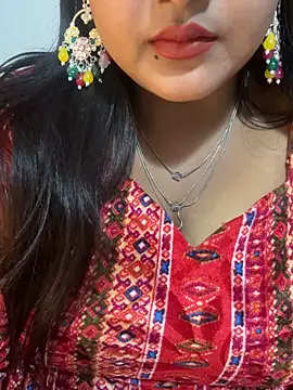 Ayesha mahi online show from February 10, 8:46 am