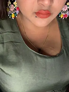 Ayesha mahi online show from April 24, 10:06 am