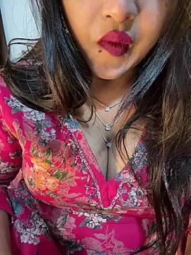 Ayesha mahi online show from February 6, 8:10 am