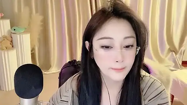 Snapshot of Daisy-77 chatting on March 8, 6:16 pm Daisy-77 online show from March 8, 6:16 pm