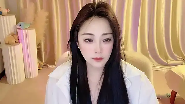 Snapshot of Daisy-77 chatting on March 17, 6:00 pm Daisy-77 online show from March 17, 6:00 pm