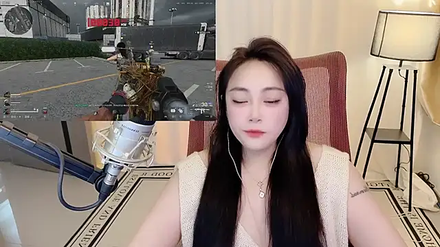 Snapshot of Daisy-77 chatting on June 26, 1:17 pm Daisy-77 online show from June 26, 1:17 pm