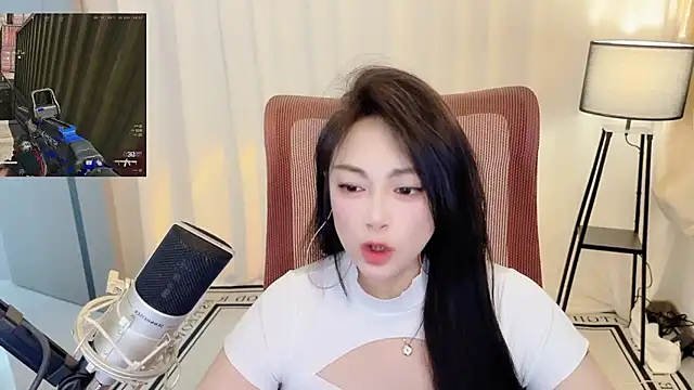 Snapshot of Daisy-77 chatting on June 15, 12:38 pm Daisy-77 online show from June 15, 12:38 pm
