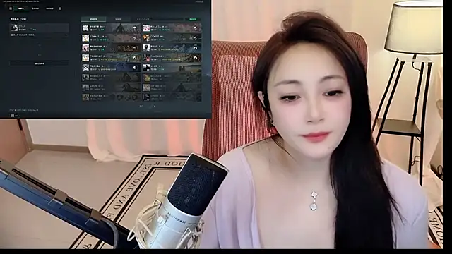 Snapshot of Daisy-77 chatting on July 19, 2:58 pm Daisy-77 online show from July 19, 2:58 pm