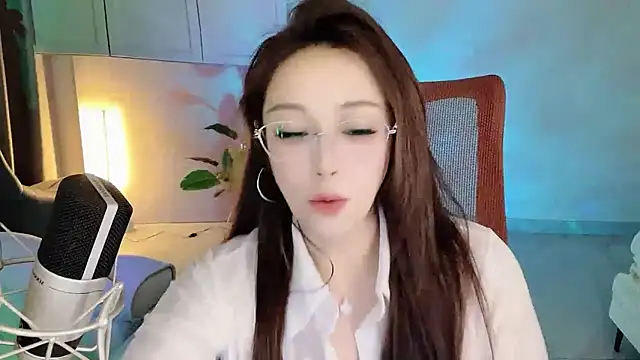 Snapshot of Daisy-77 chatting on September 28, 12:56 pm Daisy-77 online show from September 28, 12:56 pm