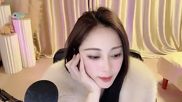 Snapshot of Daisy-77 chatting on March 19, 9:16 pm Daisy-77 online show from March 19, 9:16 pm