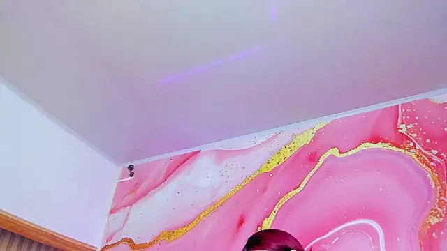 Daisy  rose online show from January 13, 2:59 am