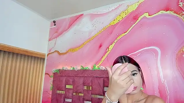 Daisy  rose online show from February 11, 3:06 am