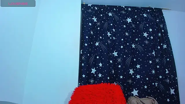 Perla Hotcortes online show from February 27, 2:57 am
