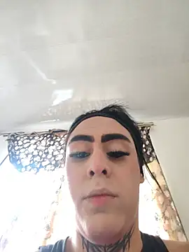 Perla Hotcortes online show from June 23, 7:56 pm