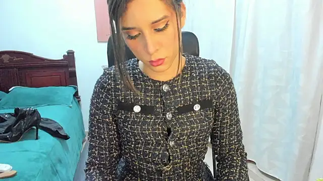 Snapshot of misstresbigcockts chatting on November 8, 11:03 am misstresbigcockts online show from November 8, 11:03 am