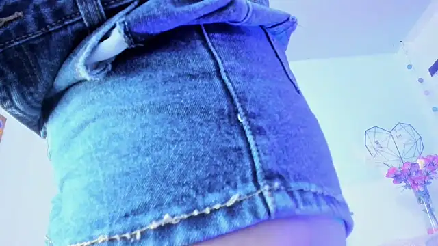 angelas sex online show from December 3, 11:18 pm