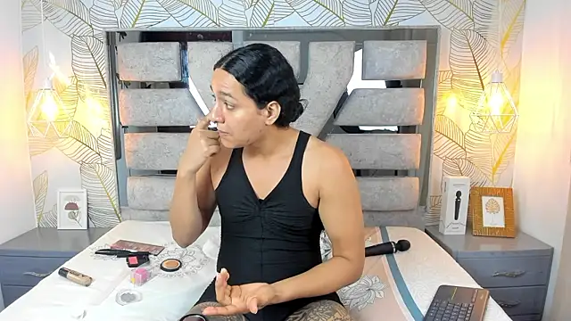 Alison Chan  online show from February 14, 2:28 pm