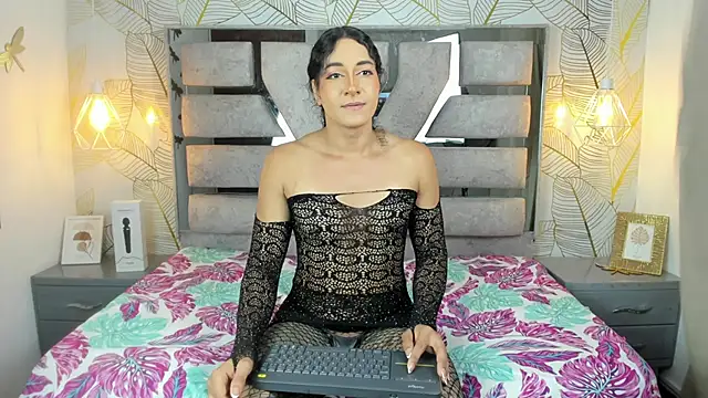 Alison Chan  online show from April 2, 5:41 pm