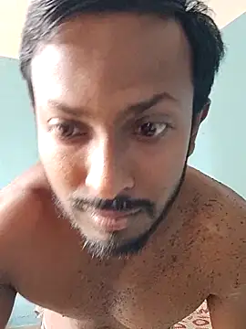 Snapshot of HunkyAriyan chatting on February 27, 5:29 am HunkyAriyan online show from February 27, 5:29 am