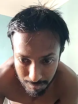 Snapshot of HunkyAriyan chatting on February 9, 8:54 am HunkyAriyan online show from February 9, 8:54 am