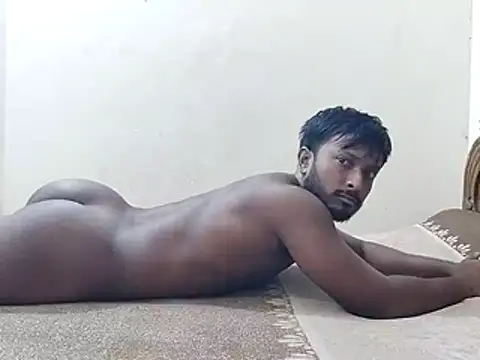 HunkyAriyan online show from May 12, 9:32 pm