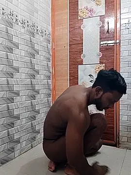 Snapshot of HunkyAriyan chatting on September 19, 7:01 am HunkyAriyan online show from September 19, 7:01 am