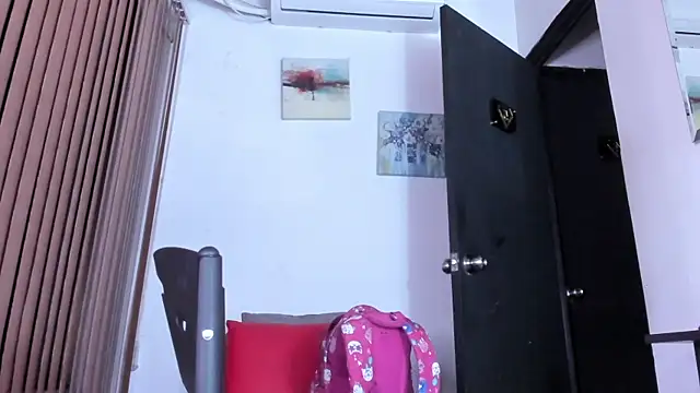 alondrabigtits online show from March 19, 9:31 am