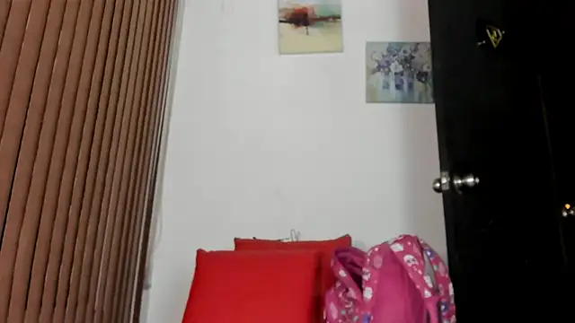 alondrabigtits online show from February 20, 11:12 am