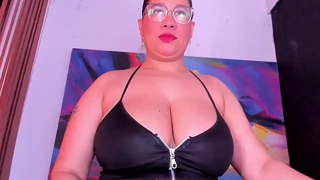 alondrabigtits online show from May 30, 12:11 pm
