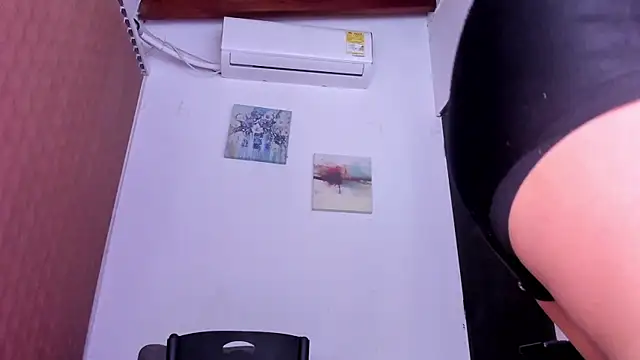 alondrabigtits online show from April 18, 11:01 am