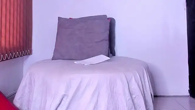 alondrabigtits online show from March 10, 12:09 pm