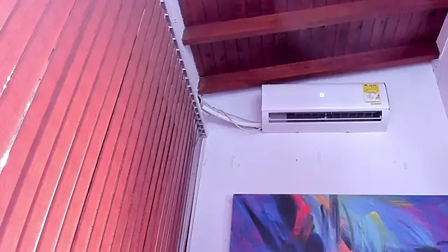 alondrabigtits online show from May 27, 12:34 pm