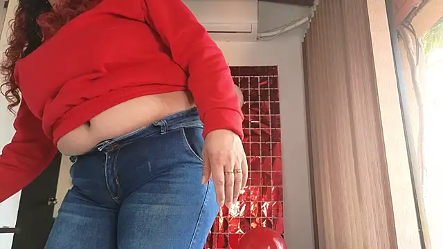 alondrabigtits online show from February 11, 12:38 pm