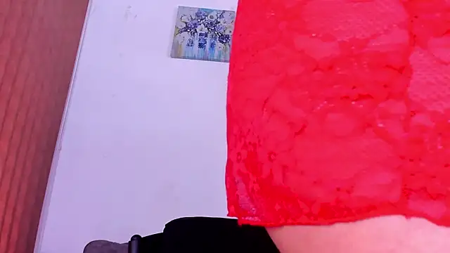 alondrabigtits online show from April 19, 12:06 pm
