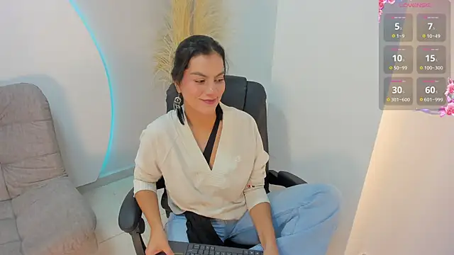 Ada Monroe10 online show from October 1, 1:26 pm