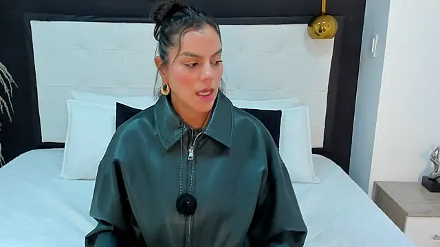 Ada Monroe10 online show from July 23, 1:52 pm