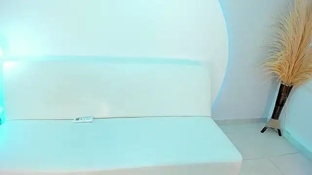 Ada Monroe10 online show from December 3, 1:32 pm